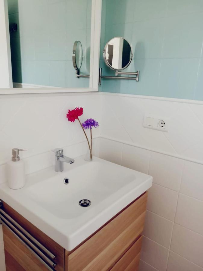 Precioso Apartamento Recien Reformado En Нерха Екстер'єр фото